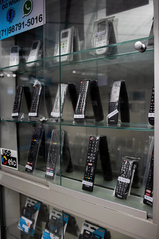Controles remotos originais disponíveis para venda